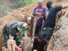 Kepedulian TNI dan Rakyat, Kodim 1002/HST Gotong Royong Bangun Jembatan Garuda di Wilayah Haruyan